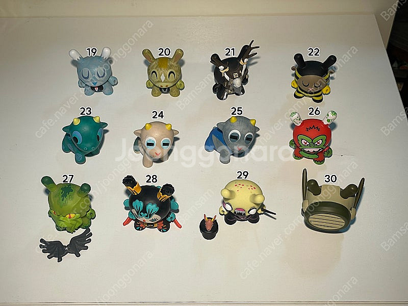 더니(Dunny) 키드로봇 피규어 팝니다.(가격다운)--1
