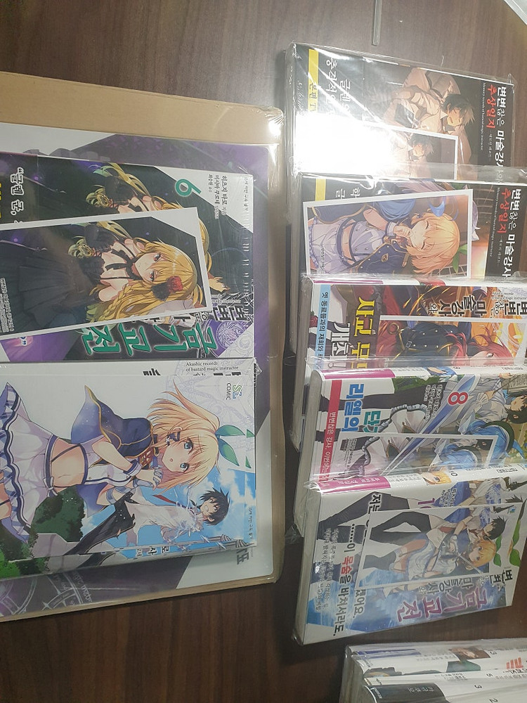 라노벨 판매 초판 미개봉 다수 (방패용사/코노스바/변마금/흔직세/고슬) 이미지