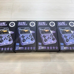 (새제품) r36s 게임기 + 한글판 한방팩 64g
