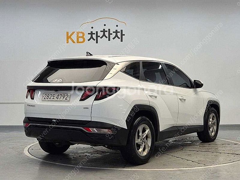 현대 투싼 (NX4) 디젤 20 4WD 모던 중고차 최...--2