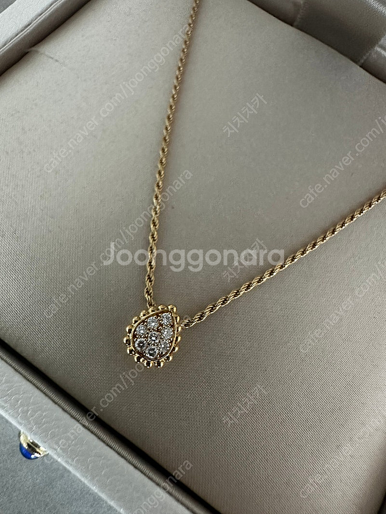 매장429만)부쉐론 쎄뻥 보헴 목걸이 xs 옐골--3