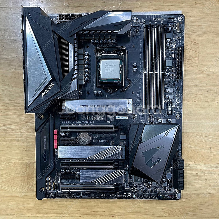 i9-9900kf + GIGABYTE Z390 Aoru...--0