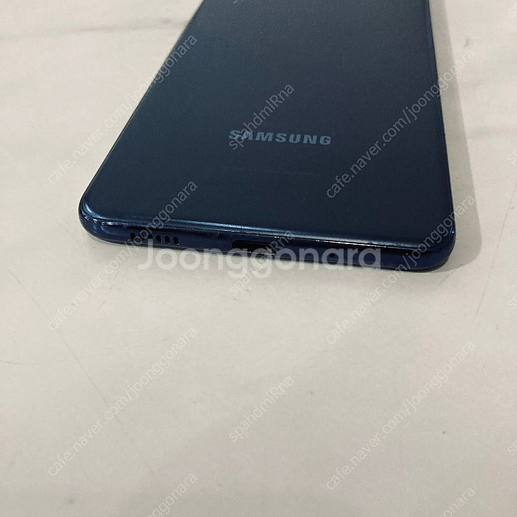 갤럭시 퀀텀3 블루 128기가 액정S급 매우깨끗한기기 10만원 판매합니다!--3