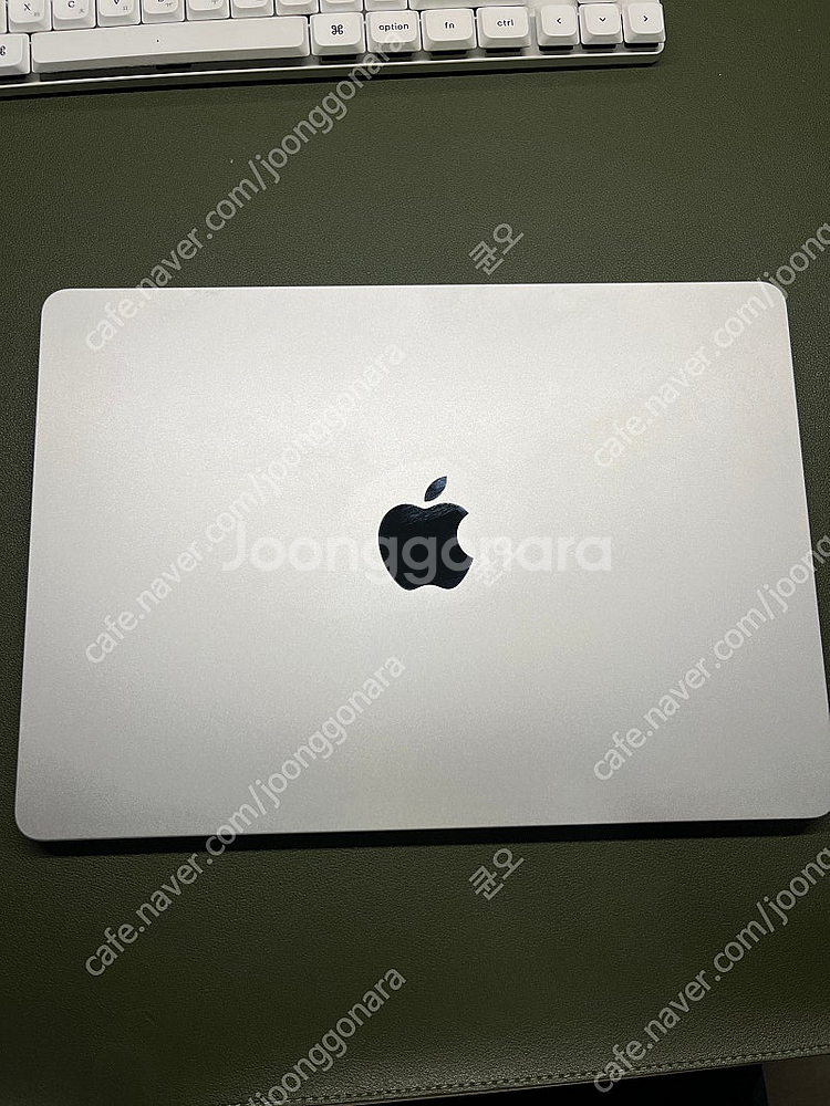 M2 맥북 에어 10코어 고급형 16gb 512gb 실...--0