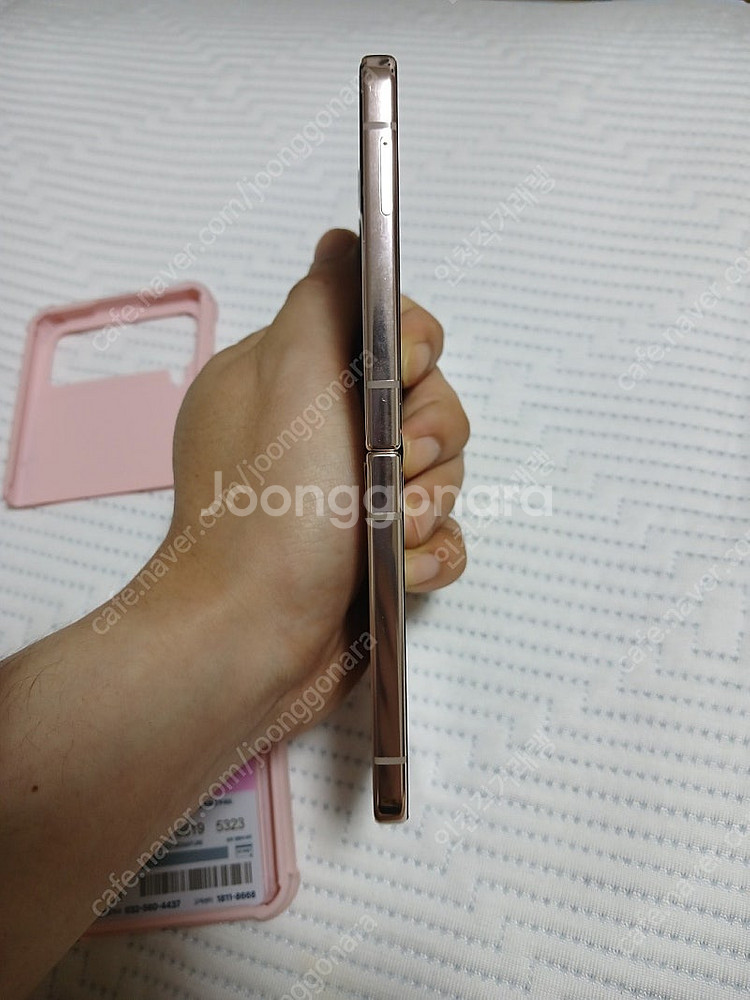 개인 갤럭시 z플립4 핑크골드 256gb--5