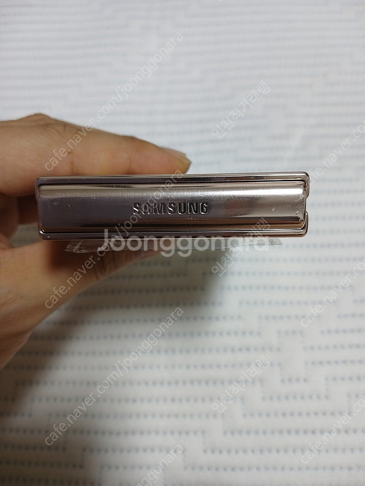 개인 갤럭시 z플립4 핑크골드 256gb--9