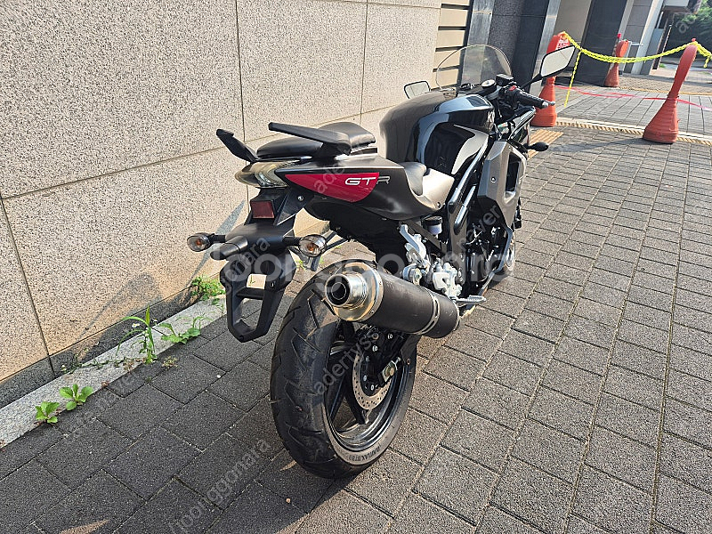 효성 코멧 650R 17년식 신차급 보관만 한 차량 팔...--3