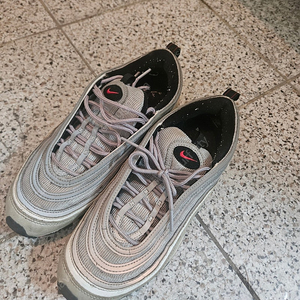 나이키 에어맥스 97 265사이즈 팝니다