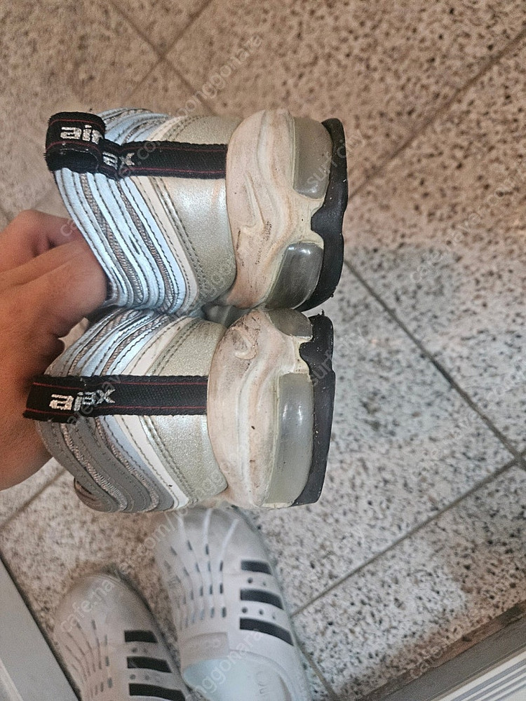 나이키 에어맥스 97 265사이즈 팝니다--2