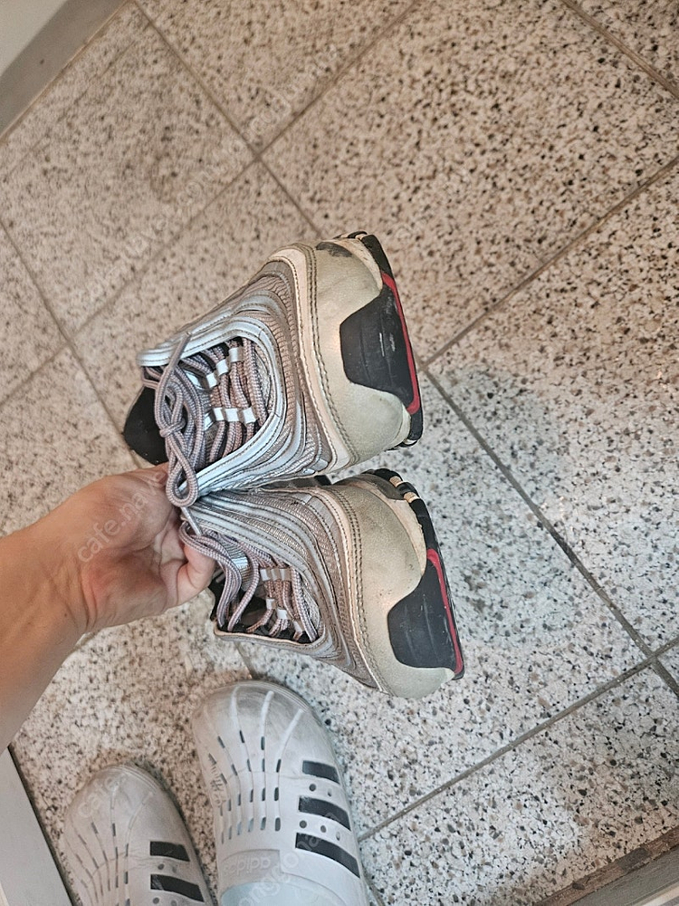 나이키 에어맥스 97 265사이즈 팝니다--3