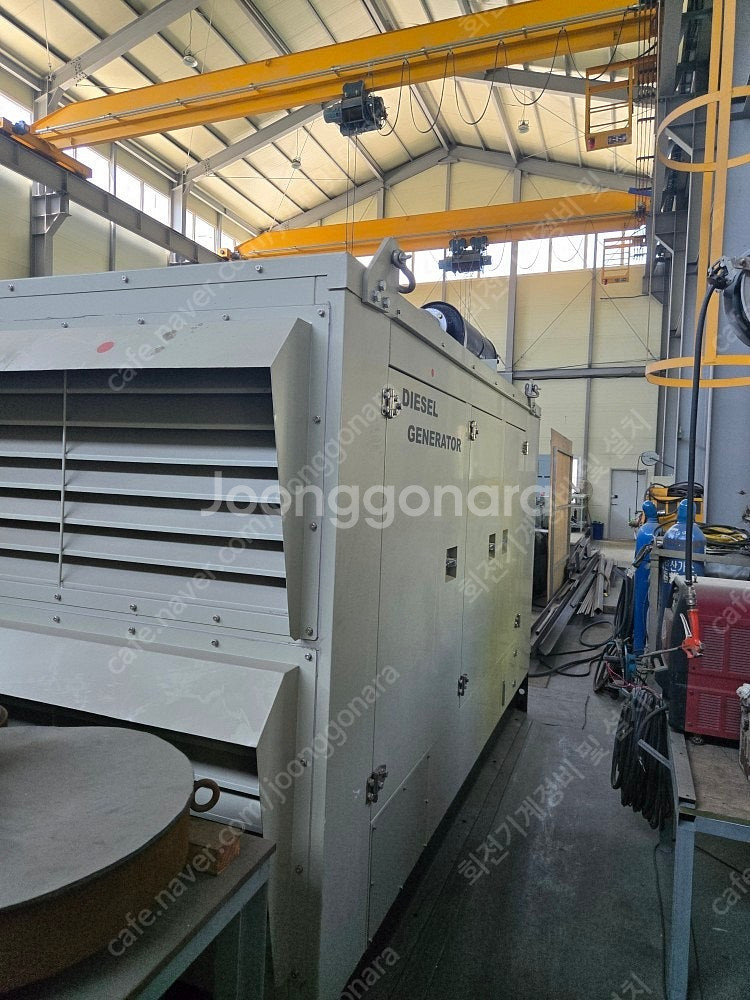 디젤 발전기 (340Kw) 판매합니다.--1