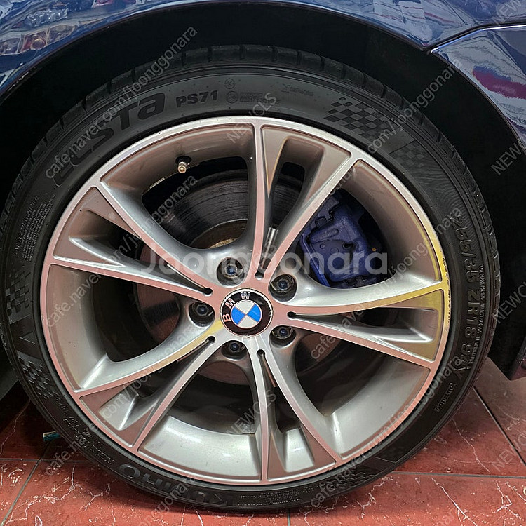 BMW E89 Z4 후기형 18인치 휠타이어 판매합니다--3