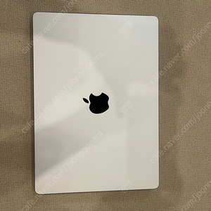 M3 맥북프로14 16g, SSD 1T 실버색상 팝니다.