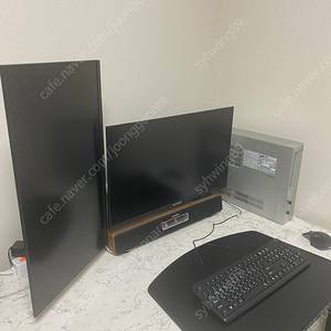 본체 데스크탑 모니터 키보드 마우스 스피커 세트 팝니다