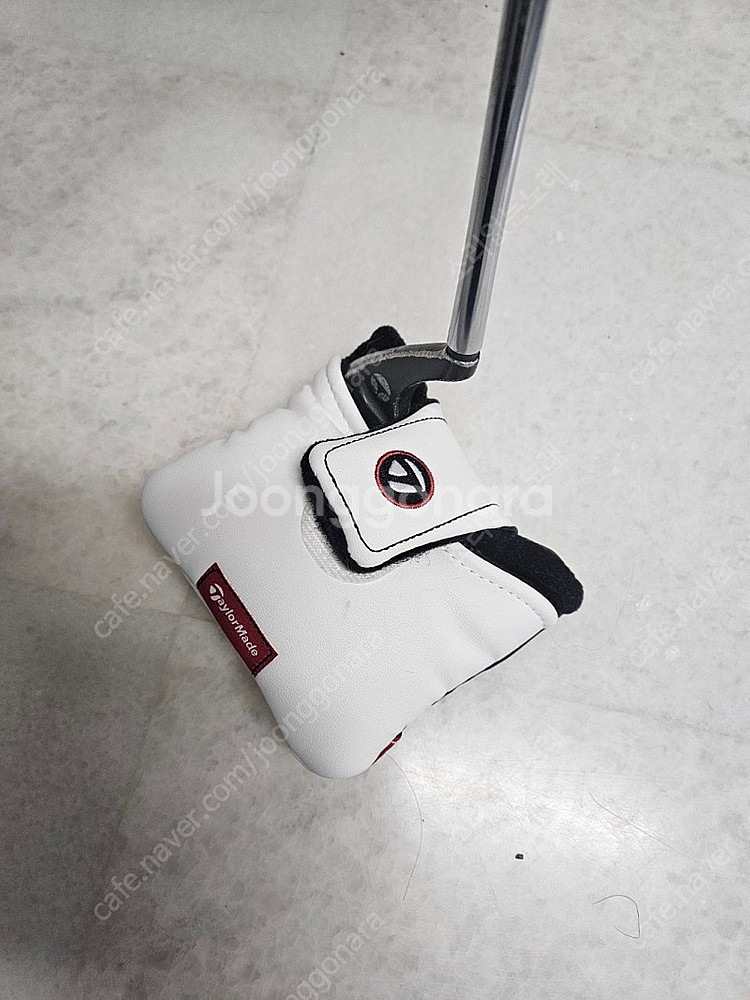 테일러메이드 삼각 퍼터 32인치--4