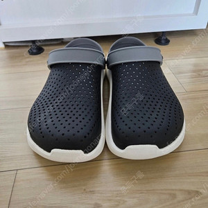 크록스 라이트라이드