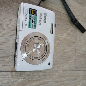 니콘 쿨픽스 S4300
