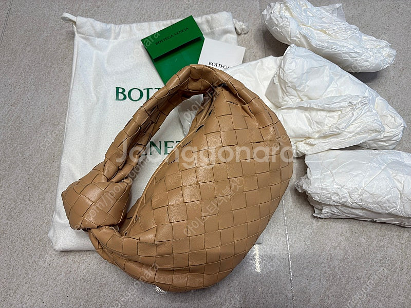보테가베네타 미니조디 아몬드--1