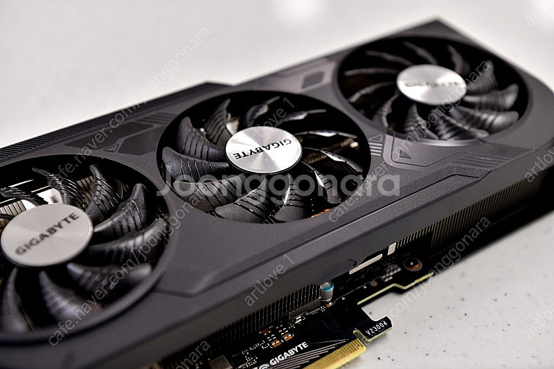 [급매]기가바이트 지포스 RTX 4070 WINDFOR...--9