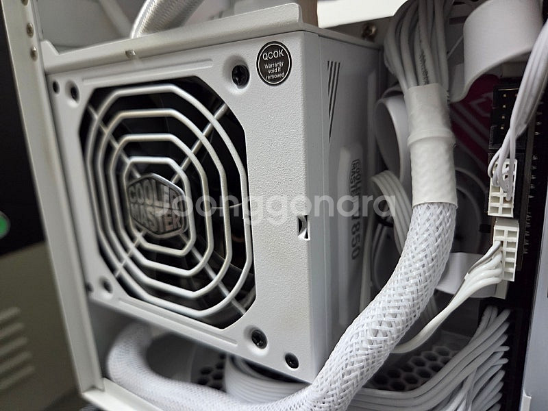 라이젠 7950x3D, GTX 4080SUPER 초소형...--1