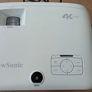 빔프로젝터 뷰소닉 PX727 4K영상