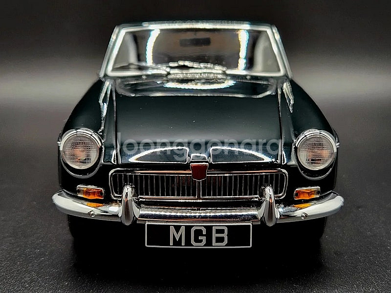 1/18 오토아트 MGB GT 판매합니다. 오토아트 교...--1