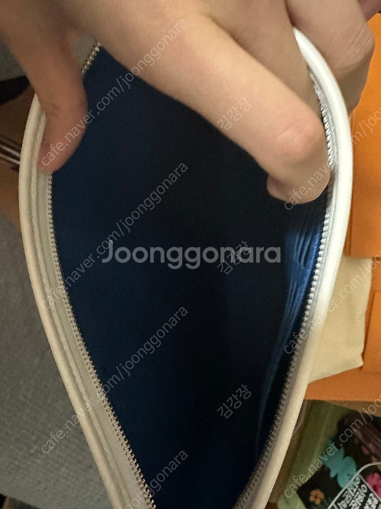 루이비통 포쉐트 보야주 클러치--9