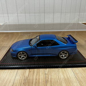 1:18 솔리도 solido 닛산 gtr r34 다이캐스트 + 아크릴 케이스 판매합니다.