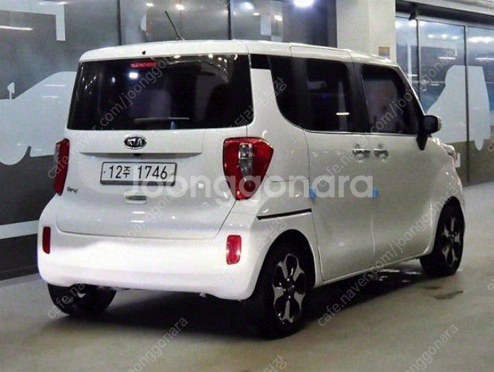 레이중고차시세 연식대비 짧은 주행거리 기아 레이 가솔린--5