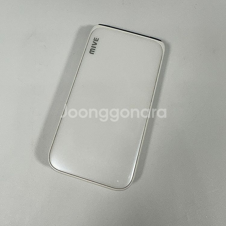 M120 ] 스타일폴더 화이트 325기가 6만 판매합니...--0