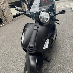 베스파125 gts 블랙에디션 팝니다