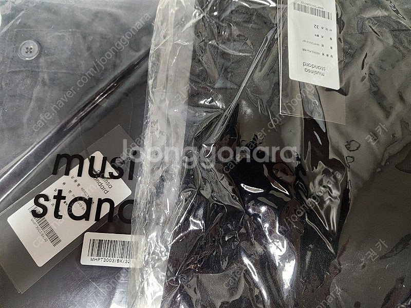 무신사 테이퍼드 치노팬츠 32 블랙 새상품2장--0