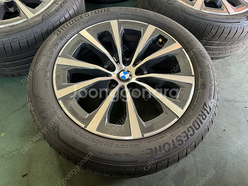 [판매] BMW 3시리즈 g20 17인치 휠타이어 판매...--0