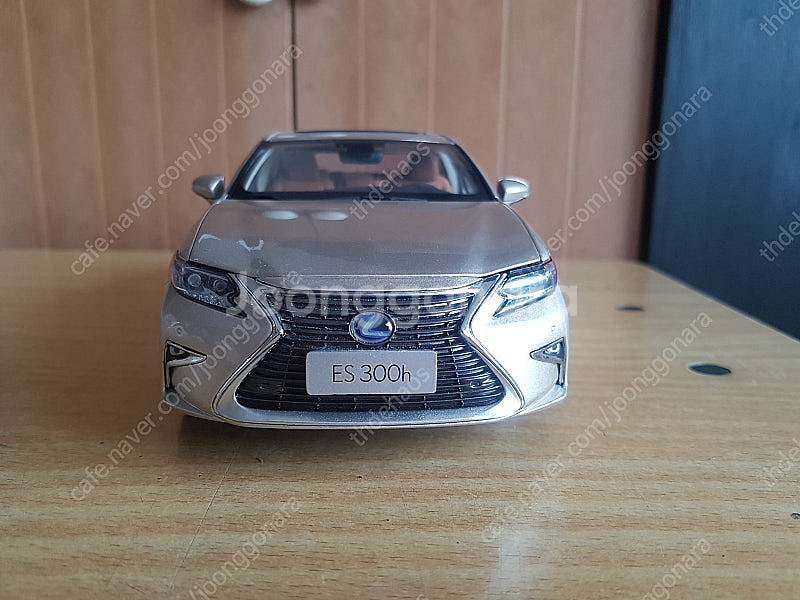 1/18 스케일 렉서스 구형 es300h 다이캐스트 모...--0