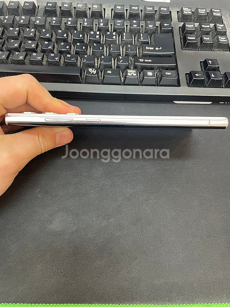 갤럭시S22울트라 화이트 256GB 무잔상 상태좋은 중...--4