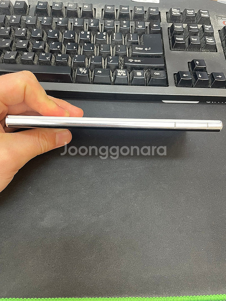 갤럭시S22울트라 화이트 256GB 무잔상 상태좋은 중...--6
