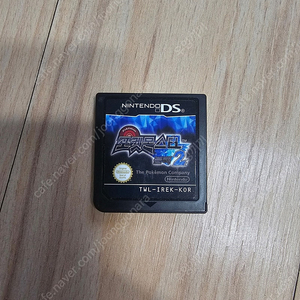 닌텐도 DS 블랙2 알칩 팝니다.