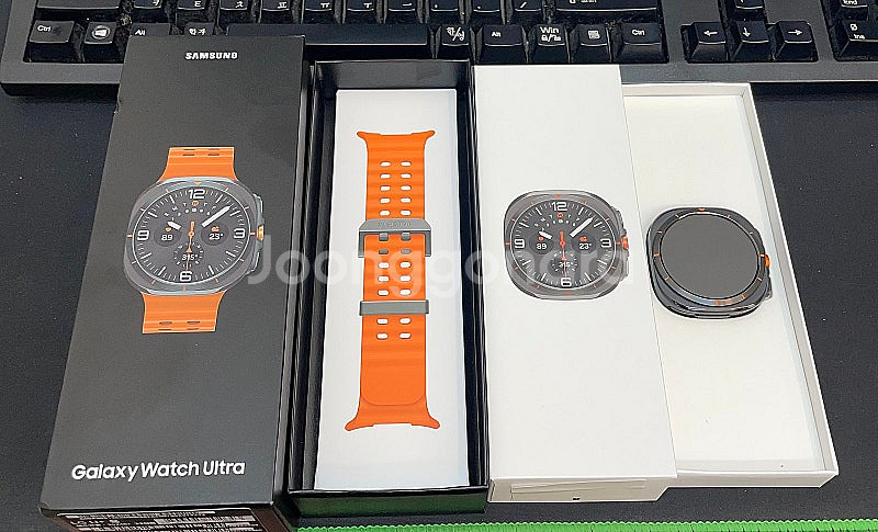 갤럭시워치7울트라 47mm LTE 그레이 상태좋은 풀박...--2
