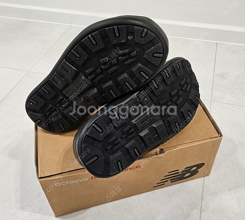뉴발란스 NB 클로그 뮬 블랙 270mm 미착용 새상품--2