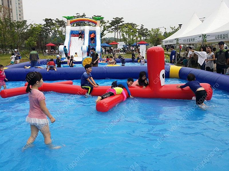 수영장 풀장 워터슬라이드 물미끄럼틀 에어바운스 에어수영장 중고 새거 헐값판매(에어풀장,이동식수영장,야외풀장,유아어린... 이미지