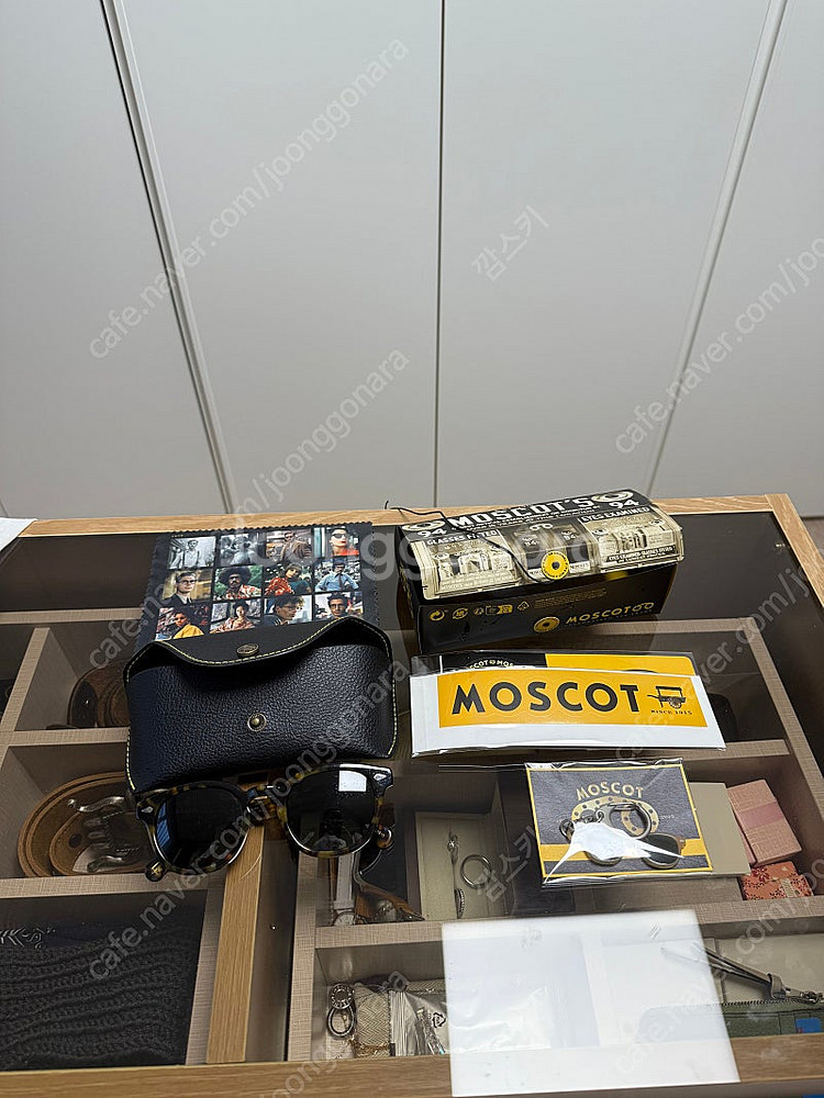 모스콧 렘토쉬 톨토이즈 49사이즈 선글라스--1