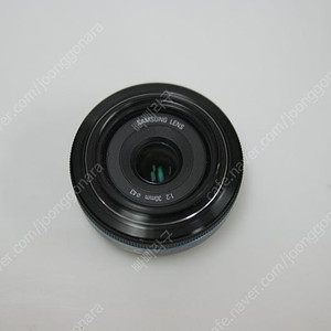 삼성 30mm F2.0 렌즈 팝니다.(풀박스)