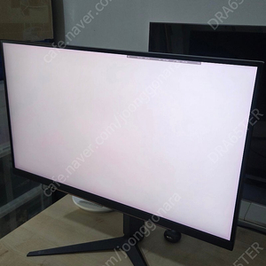 LG 27GR93U 4k144hz 게이밍모니터