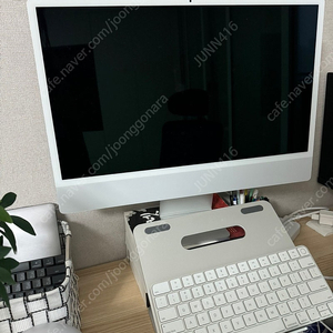 아이맥 23년 실버 모델, 고사양 (16GB RAM, 1TB SSD), imac