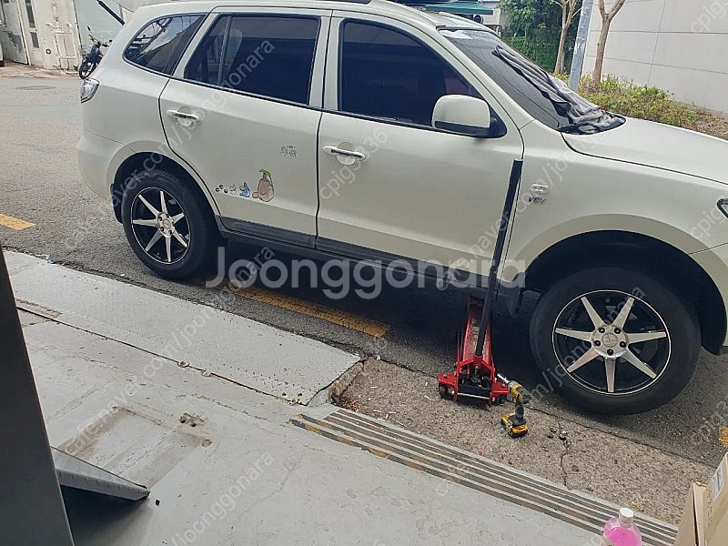 CV7 18인치실버 8J 9J (산타페CM에사용) 25...--1