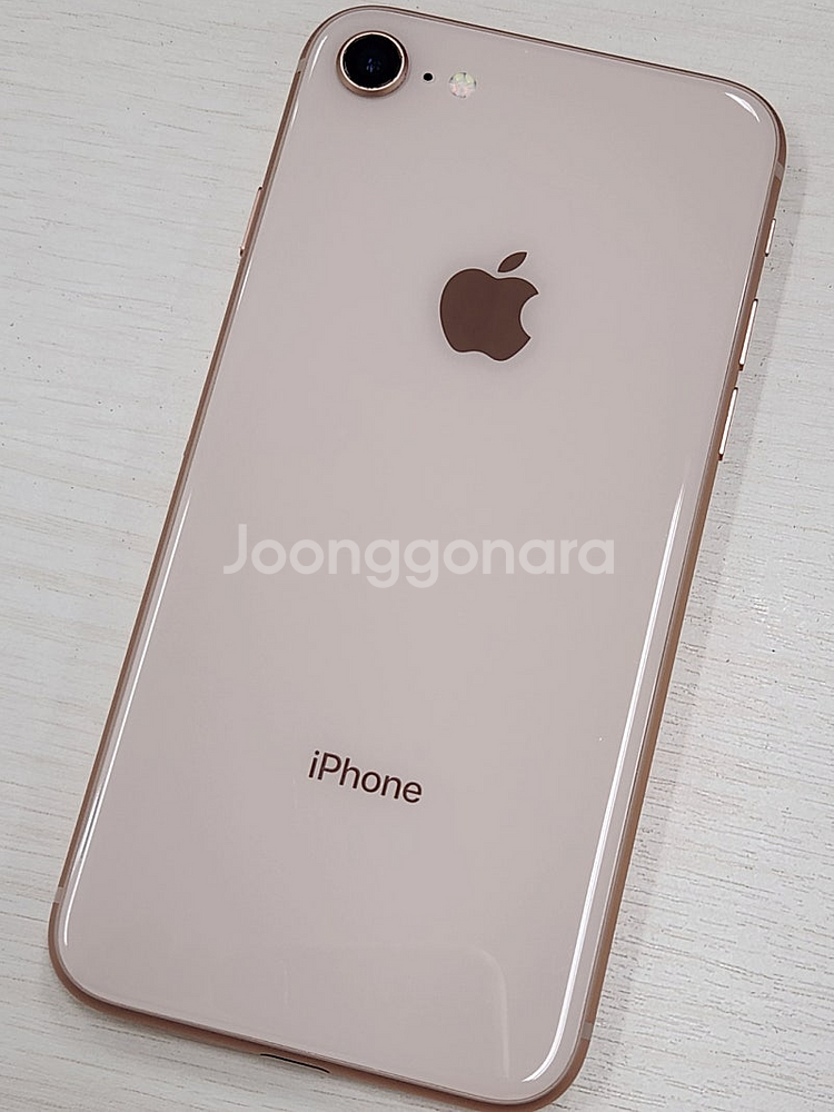 아이폰8 골드색상 64용량 상태좋은 감성폰 서브폰 단말기 14만 판매합니다--2
