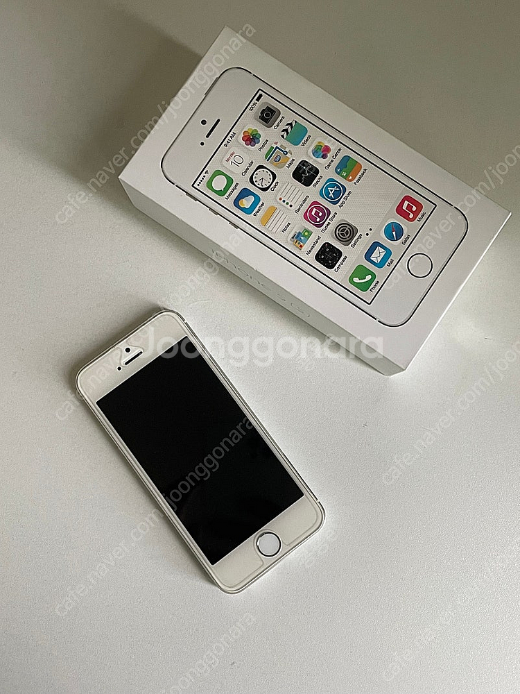 아이폰5s 64gb 실버 미국판 무음카메라 박스포함--0