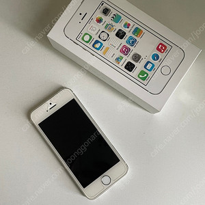 아이폰5s 64gb 실버 미국판 무음카메라 박스포함