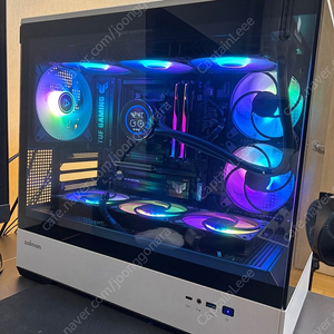 컴퓨터 반본체 고사양 수랭 PC 라이젠 9700X