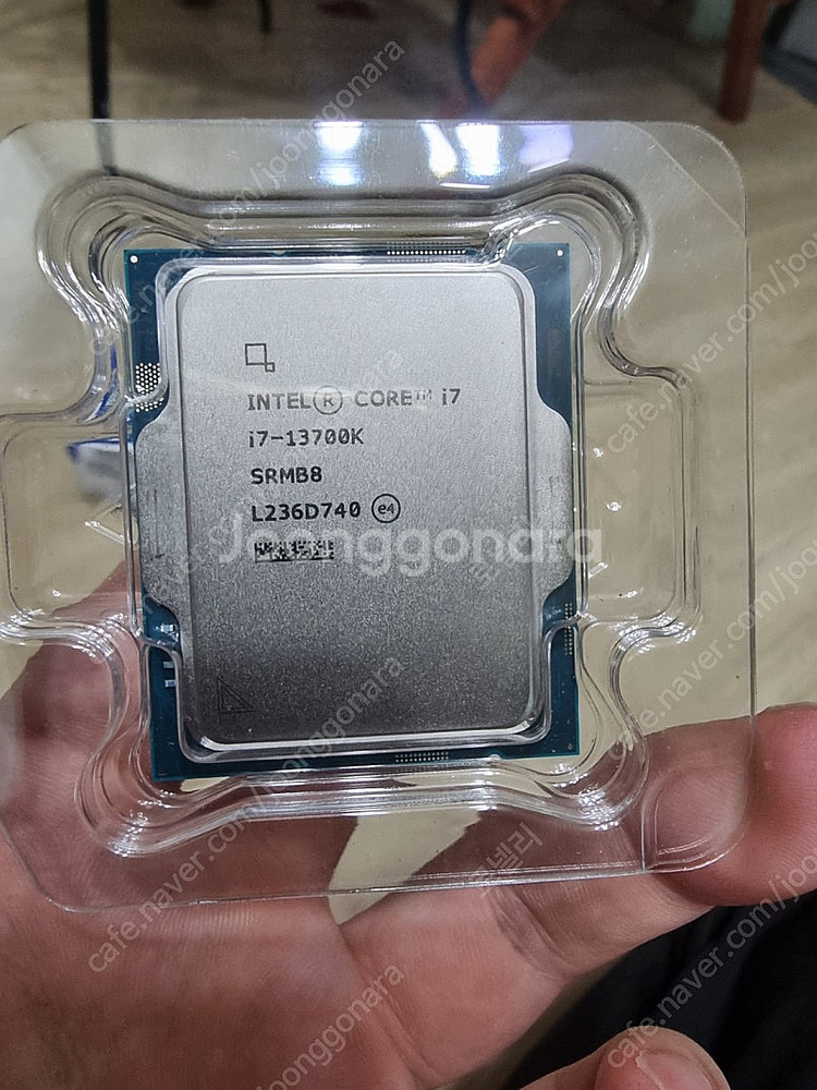 인텔 13700k CPU 정품--0